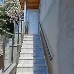 Blue Paradise 度假居 Karianí